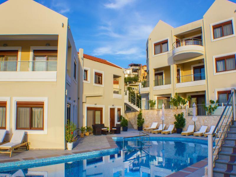 Esthisis Suites Chania Platanés Exteriör bild